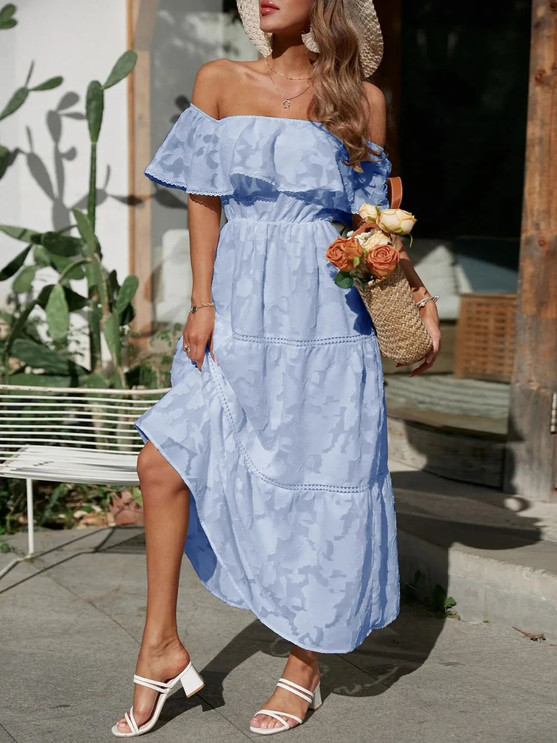 Off Shoulder Maxi Jurk | Luchtige Zomer Jurk met Ruffle Details & Elegante Flow