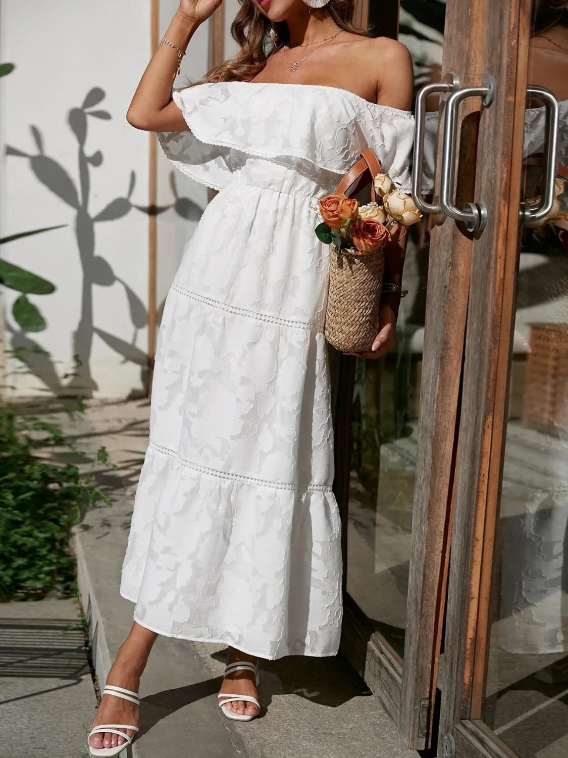 Off Shoulder Maxi Jurk | Luchtige Zomer Jurk met Ruffle Details & Elegante Flow
