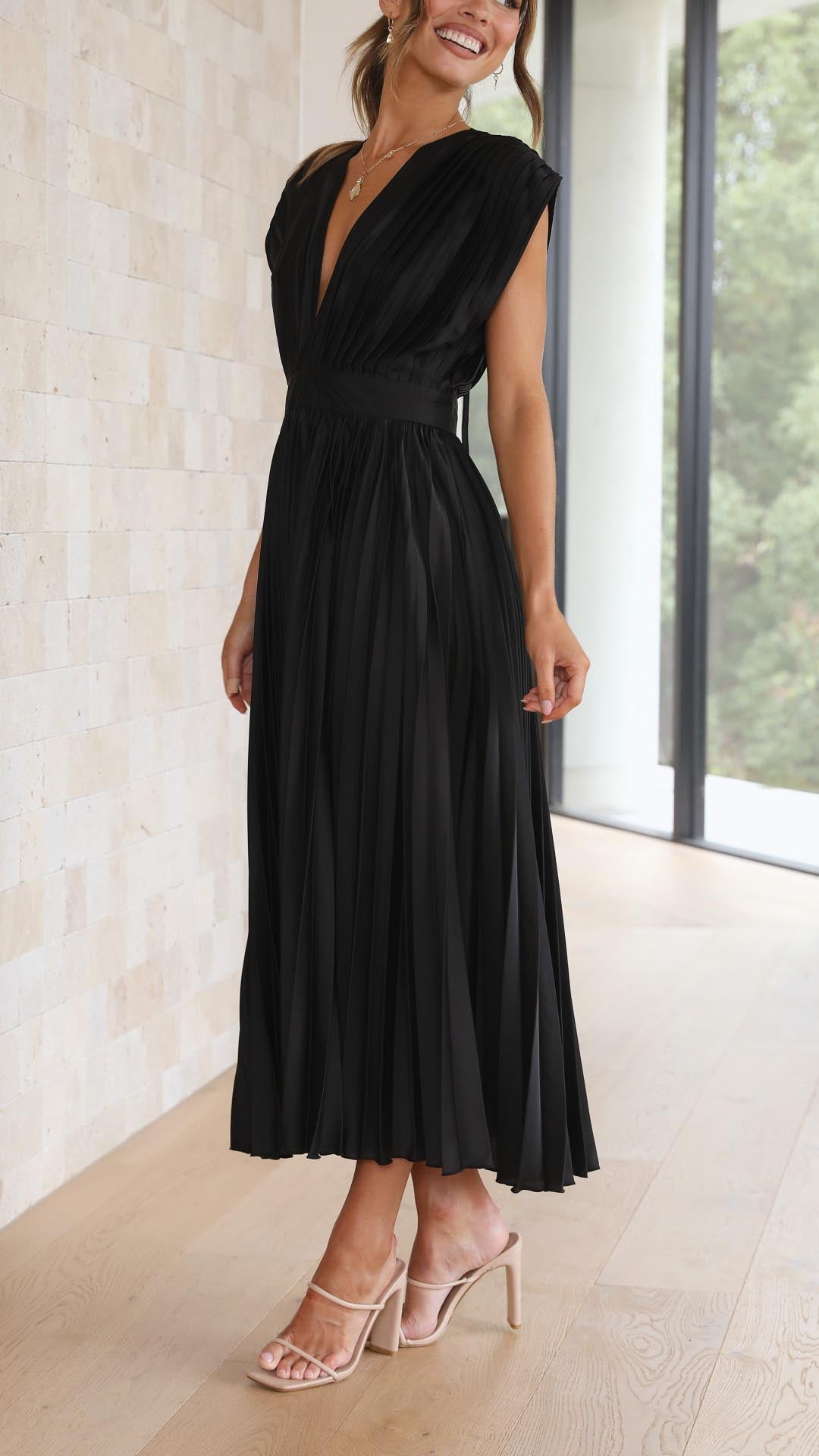 Elena | Elegante Geplooide Midi Jurk voor Bruiloften en Feesten